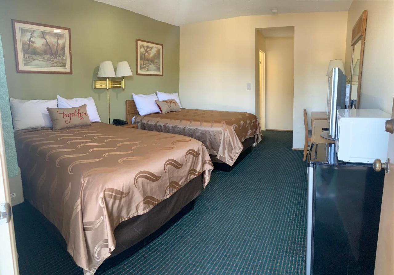 Regency Inn Lakeport Exterior photo