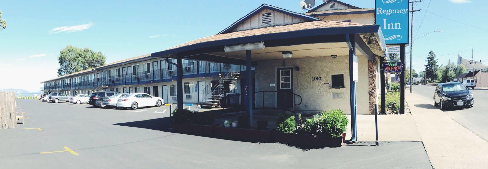 Regency Inn Lakeport Exterior photo